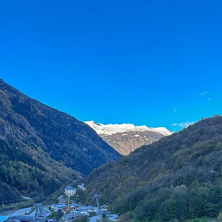 Cozyserenity, & Les 3 Vallees Apartment *